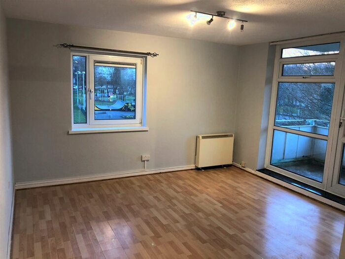 1 Bedroom Flat To Rent In Napier Road, Thornhill, SO19
