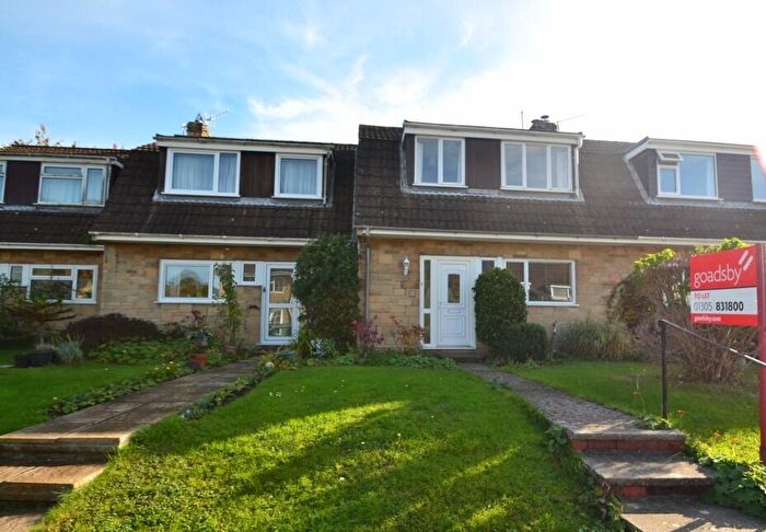 3 Bedroom Terraced House To Rent In Cerne Abbas, DT2
