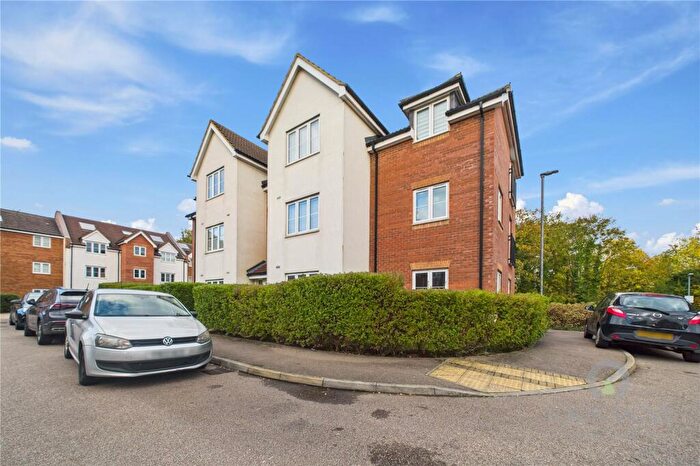 2 Bedroom Flat For Sale In Gregory Gardens, Northampton, Northamptonshire, NN3