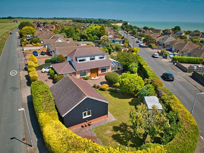 4 Bedroom Detached House For Sale In Cliffsend Road, Ramsgate, CT12