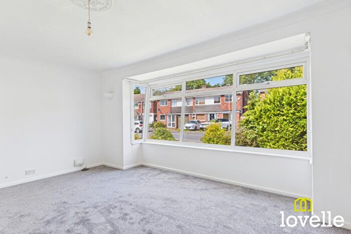 3 Bedroom Semi-Detached House For Sale In Vine Close, Cottingham, East Riding Of Yorkshire, HU16