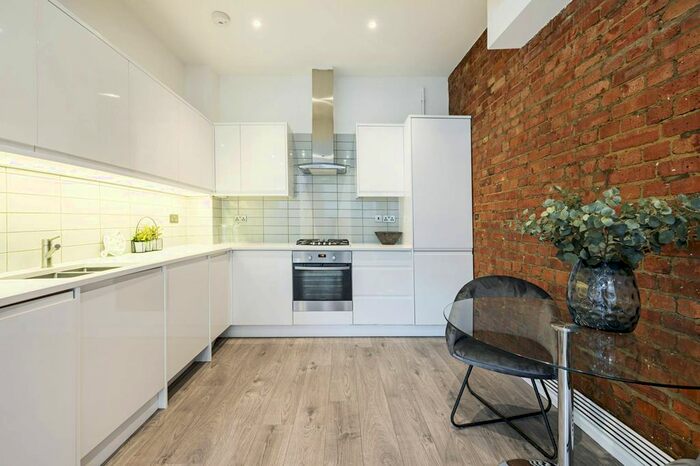 1 Bedroom Flat To Rent In Kingsland Road, Haggerston, London, E8