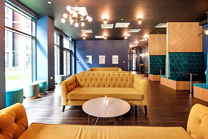 1 Bedroom Flat To Rent In Howard Gardens, Roath, Cardiff, CF24