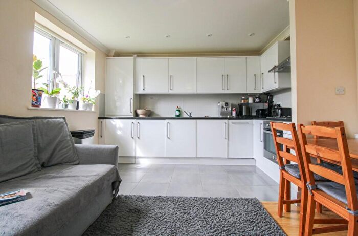 1 Bedroom Apartment To Rent In Homefield Place, Croydon, CR0