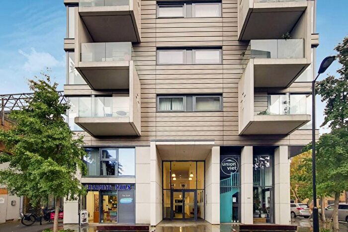 2 Bedroom Flat To Rent In Ewer Street, Borough, London, SE1