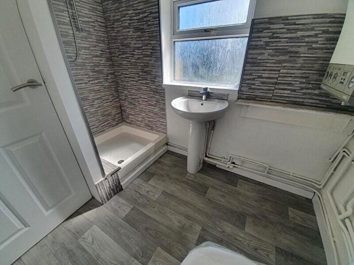 2 Bedroom Detached Bungalow To Rent In Glantawe Street, Morriston, Swansea, SA6