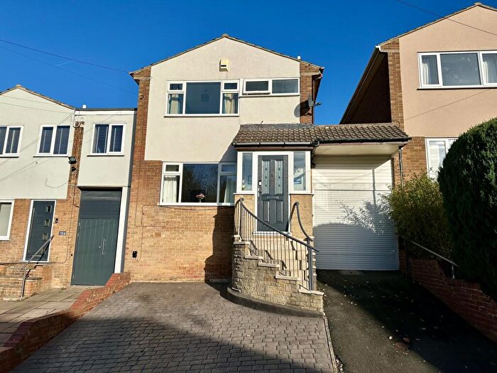 3 Bedroom Link Detached House For Sale In Moor View Road Woodseats Sheffield, S8