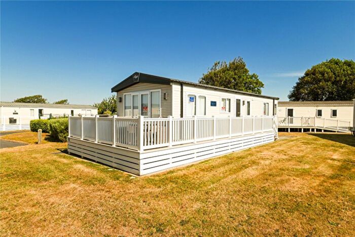 2 Bedroom Park Home For Sale In Naish Common, Hoburne Naish Holiday Park, Barton On Sea, Hampshire, BH25