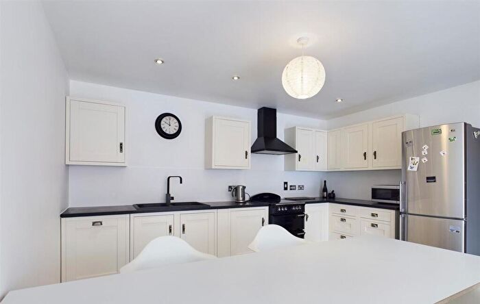 2 Bedroom Apartment To Rent In Sherborne Street, Birmingham, B16