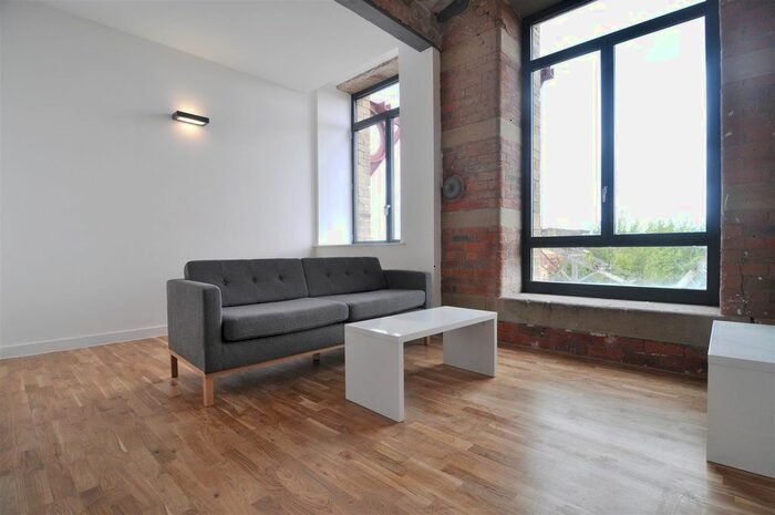 1 Bedroom Flat To Rent In Lilycroft Road, Bradford, BD9