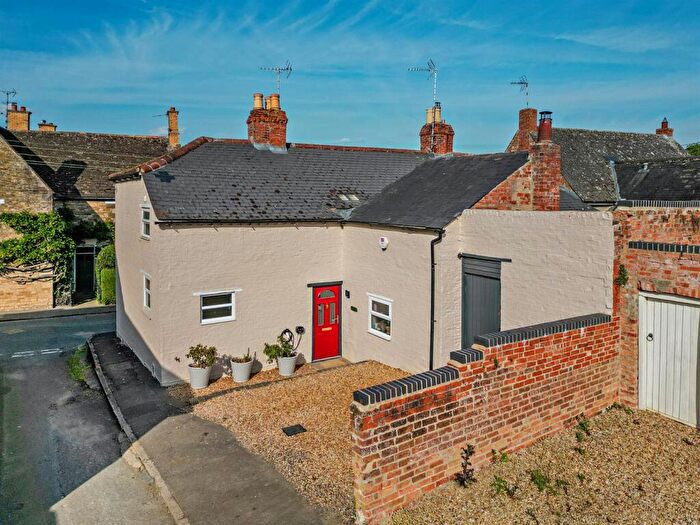 4 Bedroom Character Property For Sale In Mount Pleasant Road, Morcott, Rutland, LE15