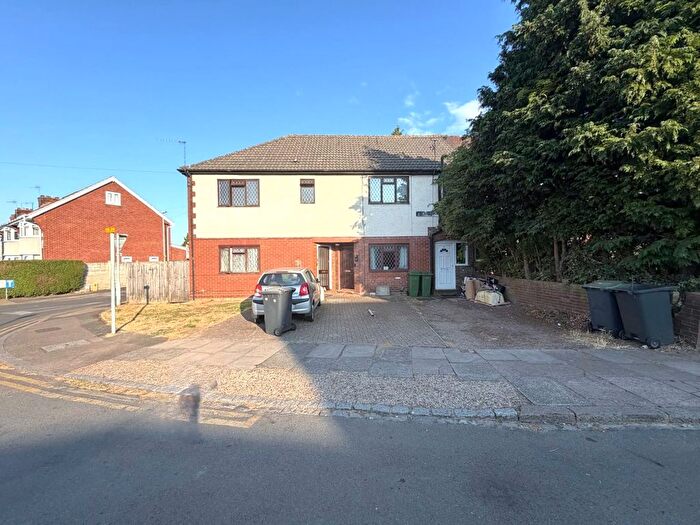 1 Bedroom Flat To Rent In Kingsley Road, Luton, LU3