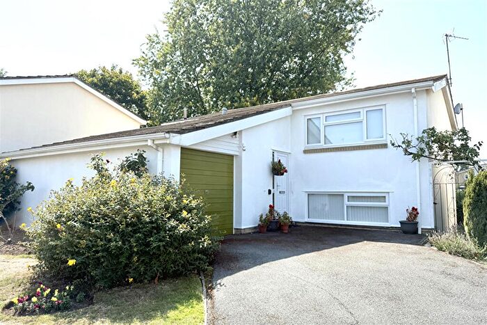 4 Bedroom House For Sale In Glynrosa Road, Charlton Kings, GL50