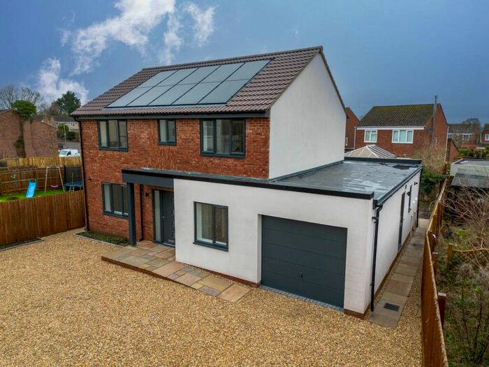 5 Bedroom Property To Rent In High Street, Dilton Marsh, Westbury, BA13