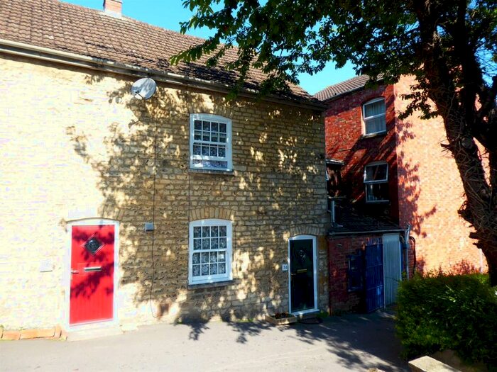 1 Bedroom Cottage To Rent In Parsonage Street, Dursley, GL11