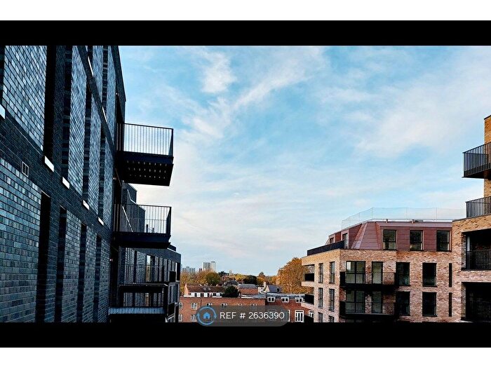 1 Bedroom Flat To Rent In West Bradbury Yard, Brentford, TW8