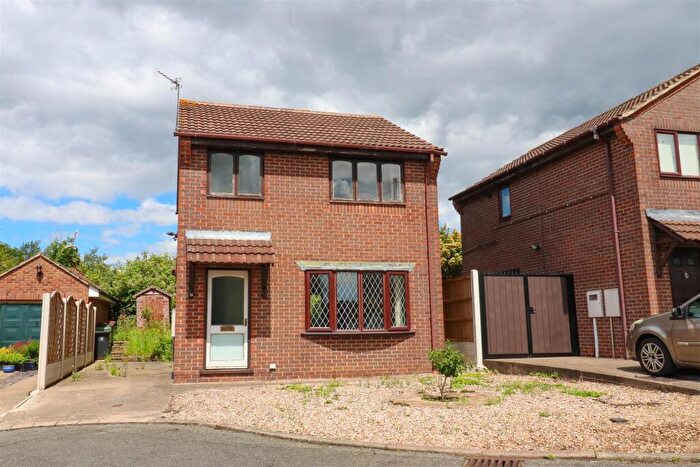 3 Bedroom Detached House For Sale In Helmsley Drive, Eastwood, Nottingham, NG16