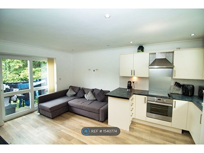 1 Bedroom Flat To Rent In Turner Square, Morpeth, NE61