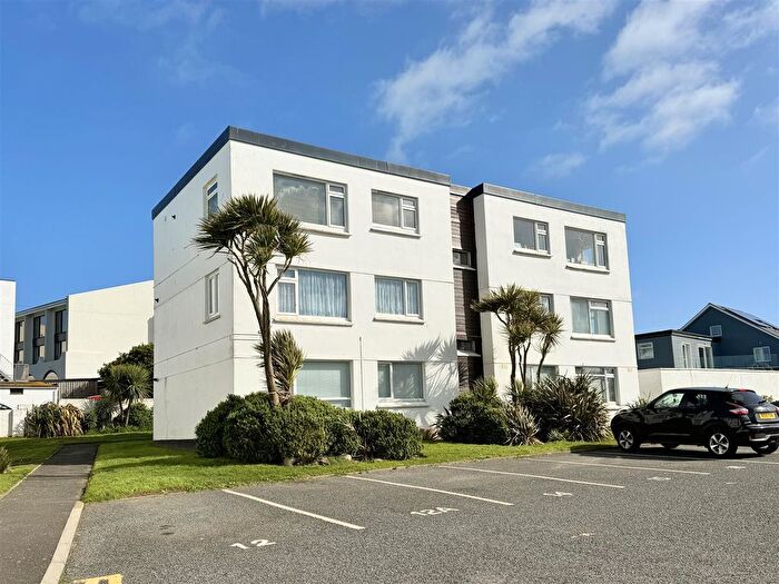 2 Bedroom Flat For Sale In Watergate Road, Newquay, TR7