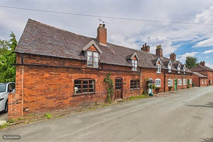 3 Bedroom Cottage For Sale In Victoria Street, Yoxall, DE13