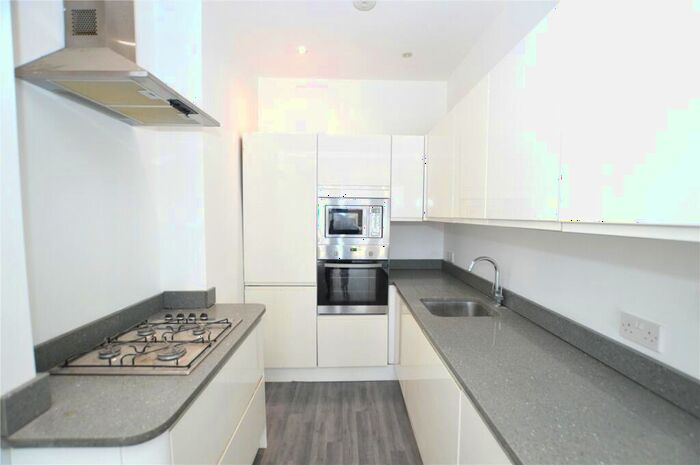 1 Bedroom Apartment To Rent In St. Aubyns Road, London, SE19