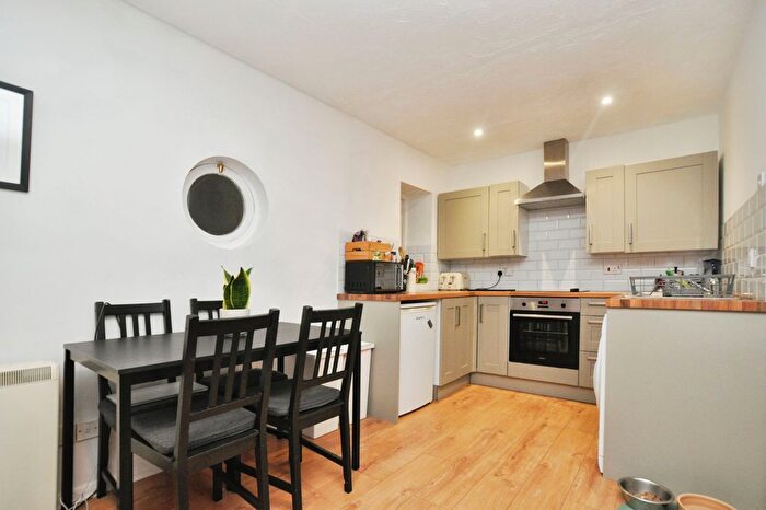 1 Bedroom Flat For Sale In Rosemont Close, Letchworth Garden City, SG6