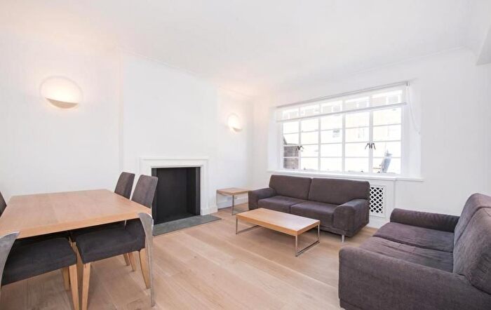 2 Bedroom Flat To Rent In Harrowby Street, Marylebone, London, W1H