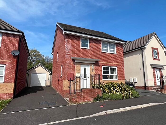 3 Bedroom Detached House For Sale In Bridgend, CF31