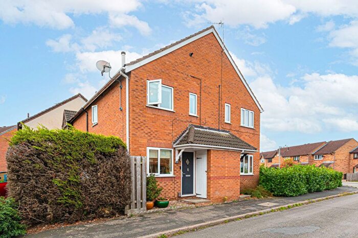 1 Bedroom Semi-Detached House For Sale In Stanford Hill, Loughborough, LE11