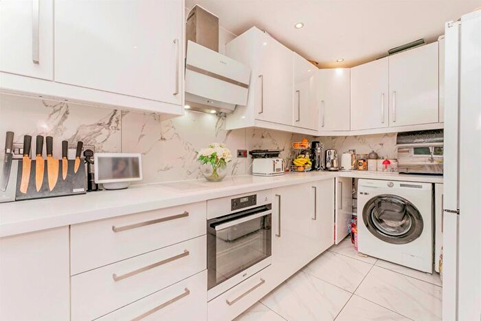 5 Bedroom Detached House For Sale In Chichele Street, Higham Ferrers, NN10