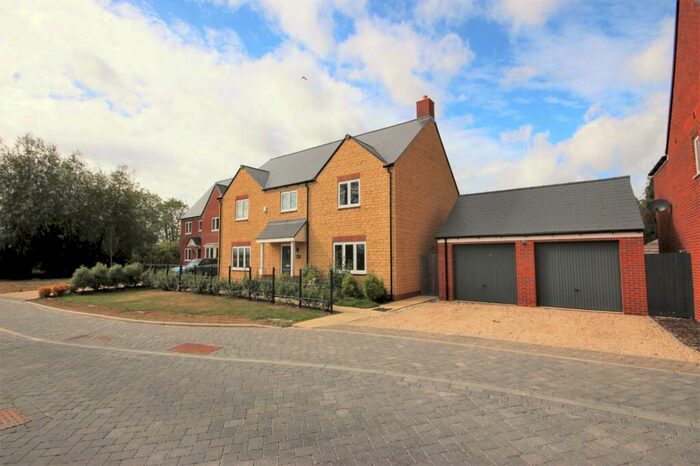 5 Bedroom Detached House To Rent In Davies Meadow, East Hanney, Wantage, Oxfordshire, OX12