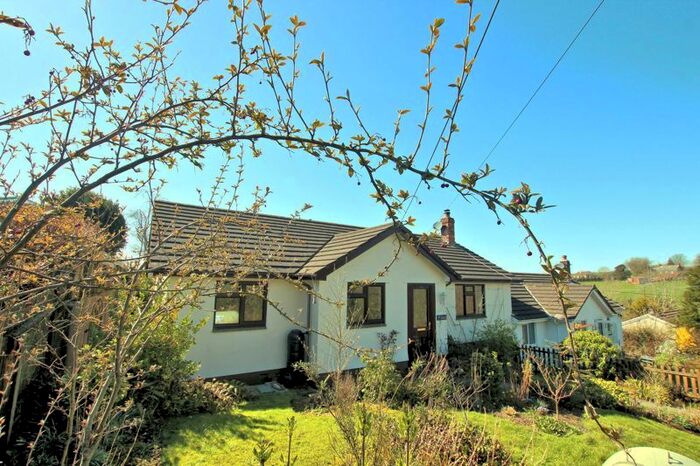 3 Bedroom Semi-Detached Bungalow For Sale In Inwardleigh, Okehampton EX20