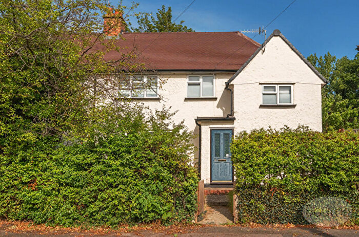 Apartment For Sale In Stag Hill, Guildford, Surrey, GU2