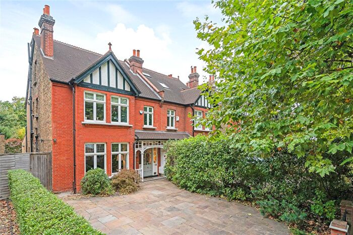 5 Bedroom Semi-Detached House For Sale In Kings Hall Road, Beckenham, BR3