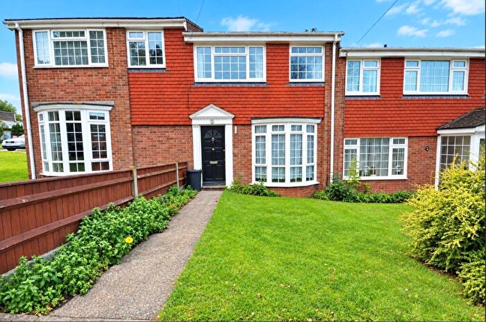 3 Bedroom Terraced House To Rent In Mierscourt Road, Rainham, ME8
