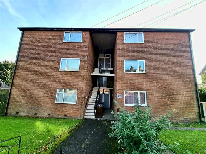 2 Bedroom Flat To Rent In Harker Terrace, Stanningley, Pudsey, LS28
