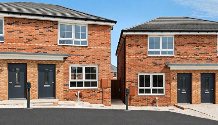 3 Bedroom Semi-Detached House For Sale In Laxford Lane, Lubbesthorpe, Leicester, Leicestershire, LE19