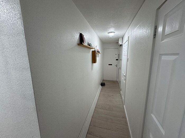 2 Bedroom Flat To Rent In Flat, Magnum House, Seagate, Dundee, DD1