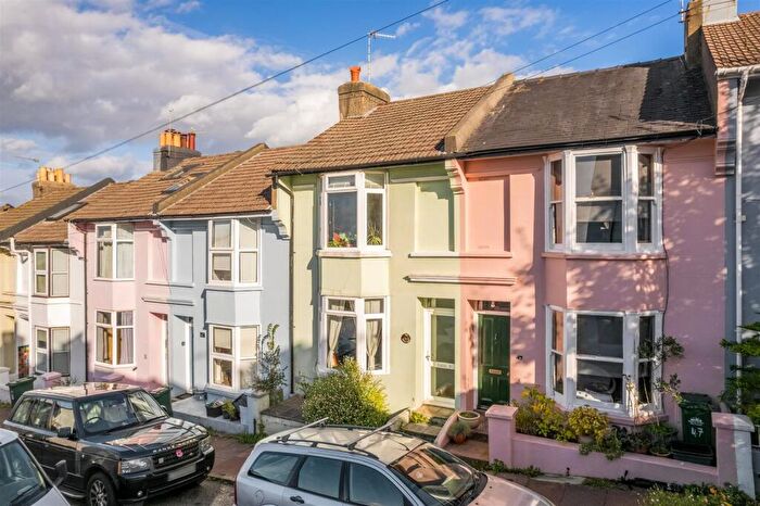2 Bedroom Terraced House For Sale In Carlyle Street, Brighton, BN2