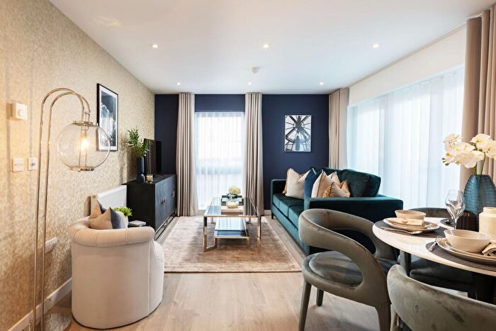 2 Bedroom Apartment For Sale In Maidenhead, Berkshire, SL6