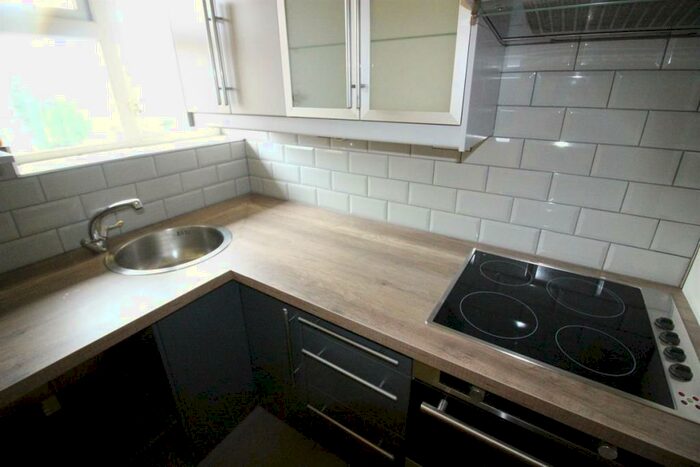 2 Bedroom Flat To Rent In Elmwood Court, Sutton Oak Road, Sutton Coldfield, B73