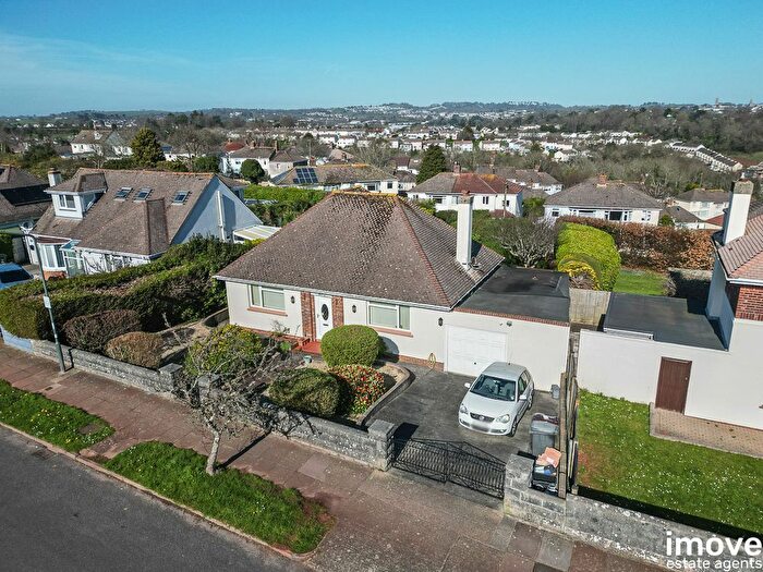 2 Bedroom Detached Bungalow For Sale In Nut Bush Lane, Torquay, TQ2