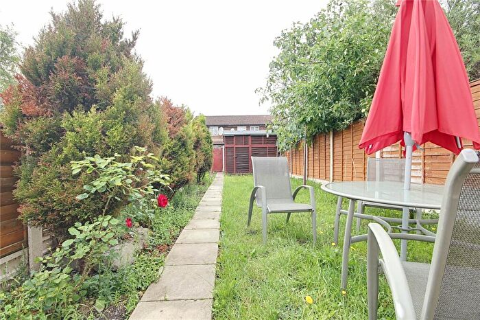 3 Bedroom Terraced House To Rent In Oxford Road, London, N9