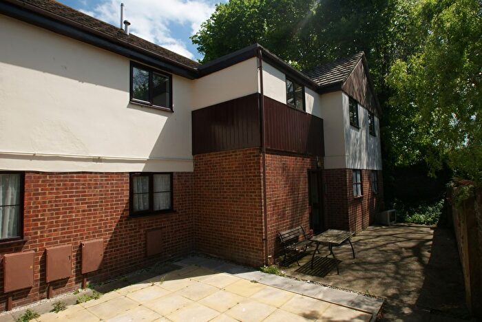 1 Bedroom Flat To Rent In Neville Mews, Deal, CT14