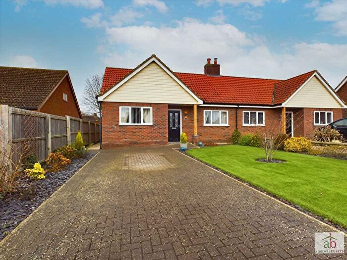 2 Bedroom Bungalow For Sale In Emerald Close, Kesgrave, Ipswich, IP5