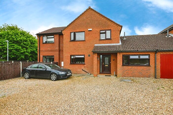 5 Bedroom Link Detached House For Sale In Kirtons Close, Walpole St. Andrew, Wisbech, PE14