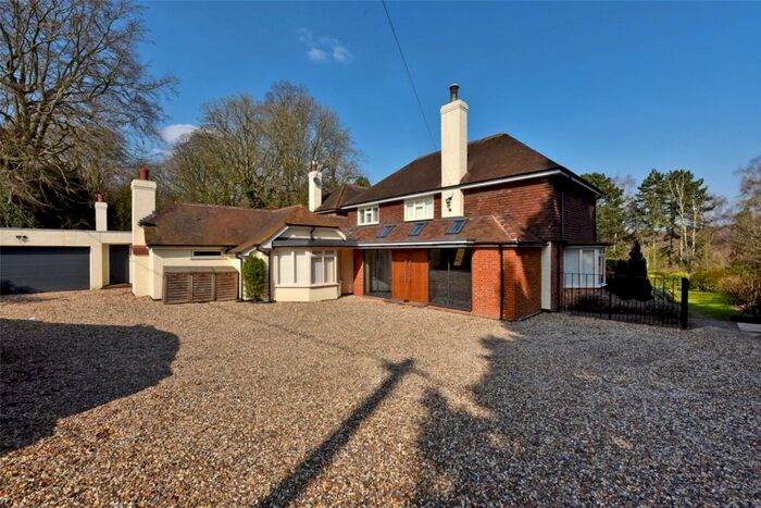 4 Bedroom Detached House To Rent In Henley Road, Hurley, Maidenhead, Berkshire, SL6