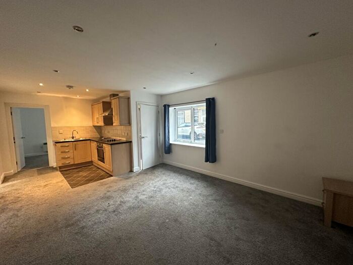 2 Bedroom Apartment To Rent In Allendale Court, Burnley, BB12