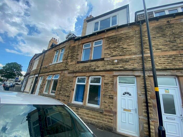 4 Bedroom Terraced House To Rent In Sykes Grove, Harrogate, HG1