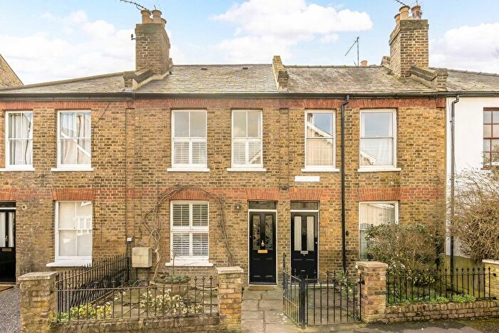 3 Bedroom Terraced House To Rent In Gomer Place, Teddington, TW11